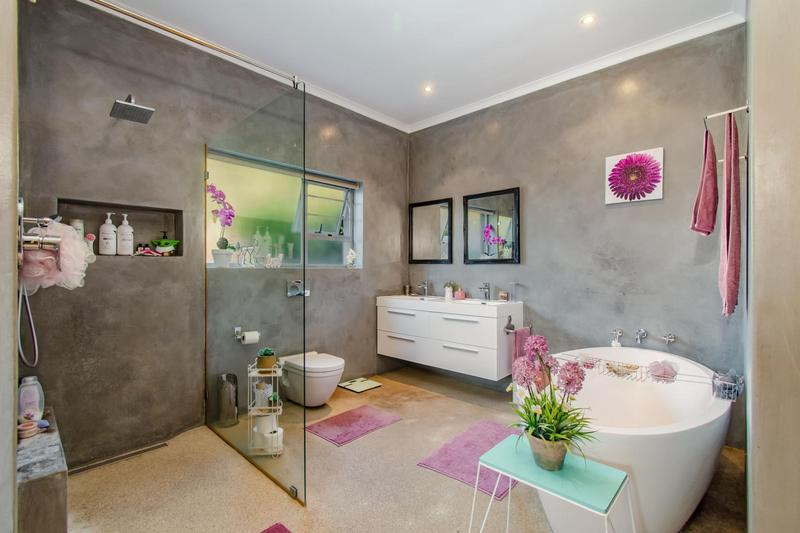 4 Bedroom Property for Sale in D
